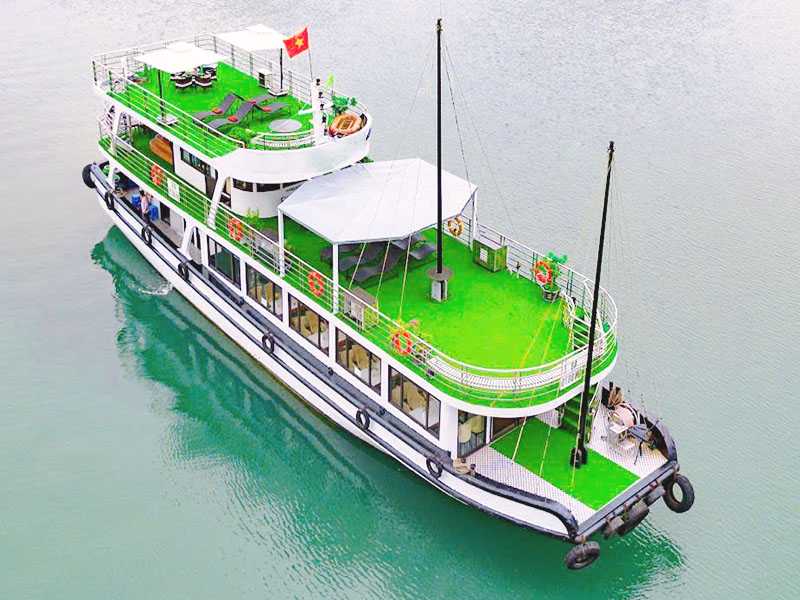 Private Halong Bay Cruise: 4-Hour Cruise in the MORNING- Private Day Tour - Visit: Thien Cung Cave and Enjoy amazing view of Halong Bay